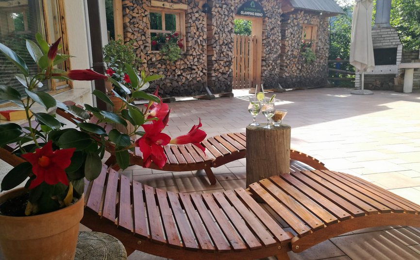 Hotel & Glamping Ribno Alpine Resort ****