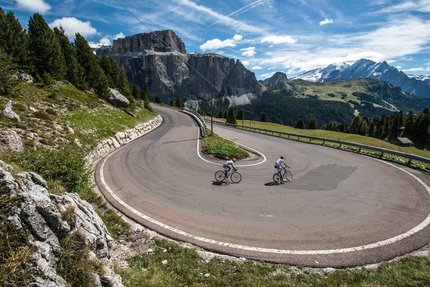 Giau Pass Tour